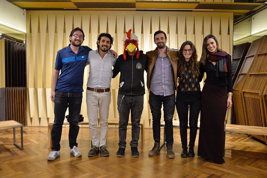 DichoalHechoLab's tweet photo. En la tercera sesión de #CH2Lab, pasamos del dicho al hecho y dimos el primer #SaltoPorLaPaz. https://t.co/VlX7m03SSX