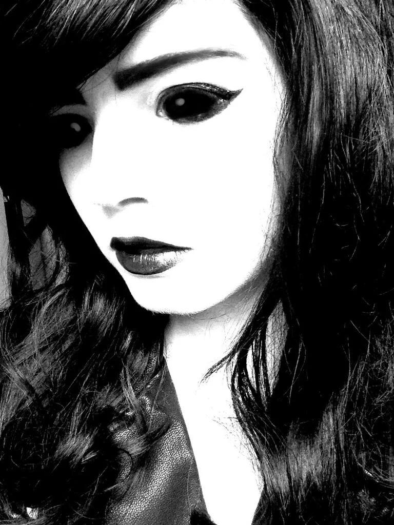 autobots37's tweet photo. My beautiful best friend Jane the killer<3 https://t.co/RWxxWo4qoR
