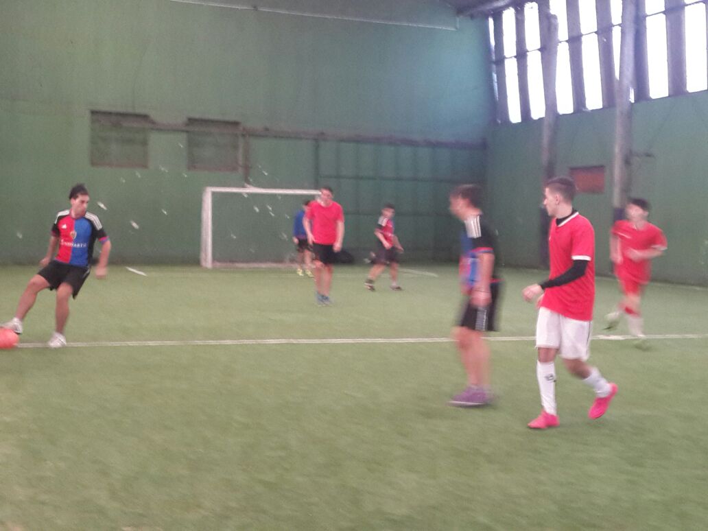 TPTSabados's tweet photo. Aparecio el juego de Basilea para aplastar a Atletico Dunga por 14 a 0 en el arranque del #HC2016 https://t.co/prUMLPv0qK