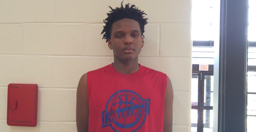 coreyevans_10's tweet photo. Josh Carlton eyes visits to USC, UConn, ECU, Clemson + shows new dimensions to game https://t.co/GSdZ8ANb16 https://t.co/1a2cBq2Hfc