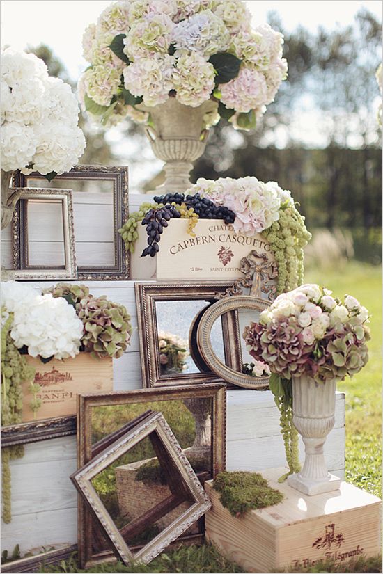 weddingchicks's tweet image. These vintage frames make the perfect backdrop. Need more ideas? Go here lovewc.me/20backrops