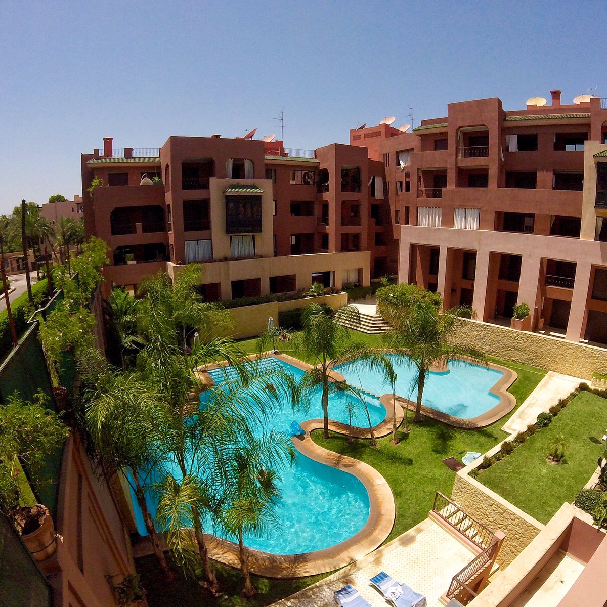 enjoy_marrakech's tweet photo. #marrakech #chaleur #piscine #famille #enjoymarrakech https://t.co/BeKfZIv3hy