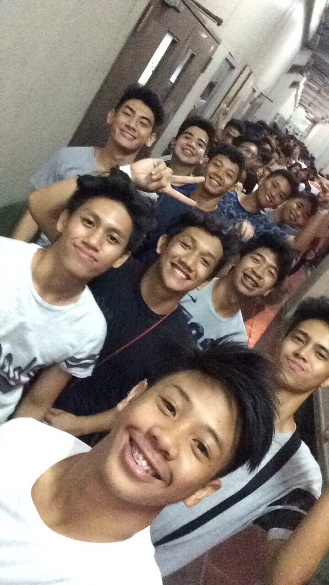 JmsQds's tweet photo. #DrizzleNU #ZEALat116 #WeMakeItRain #HailHydro #NUWeek2k16 @PioloRaj @JaimeCarloss @LadringanKing @leeminzayn π¦π¦π¦π¦π¦π¦ https://t.co/sL2Cpk0LXB