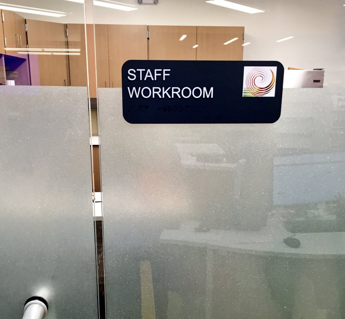 aaaglasstint's tweet image. Improve the look of your office with window film! #customprivacy #aaaglasstint