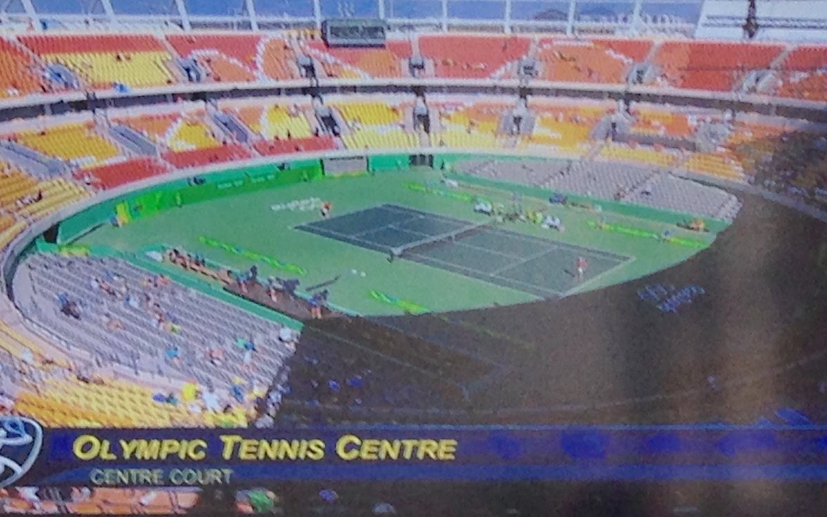 NeverEmptyApp's tweet photo. #Tennis #Rio2016 primera ronda #UnaMierdadeAsistencia https://t.co/78zjVIjcJr