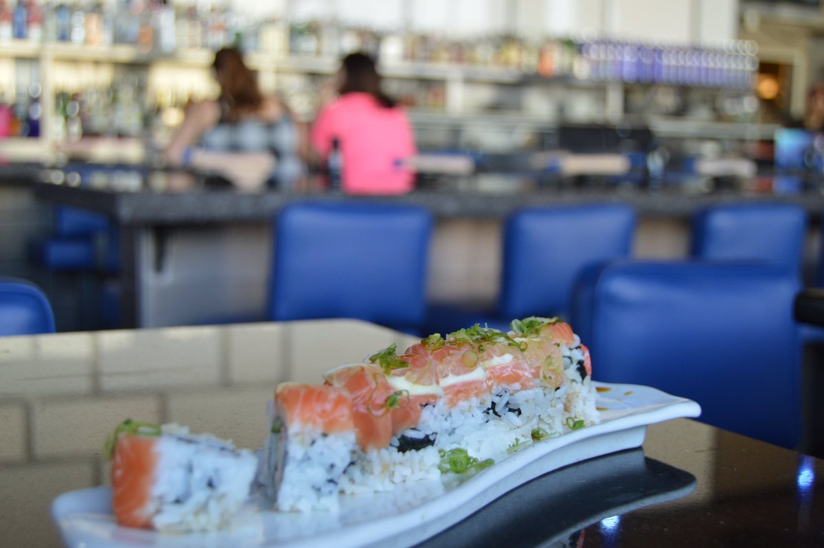 BlueWasabiAZ's tweet photo. We found Nemo at #BlueWasabiAZ. He was delicious. #EatingNemo https://t.co/drG2iWrRSQ