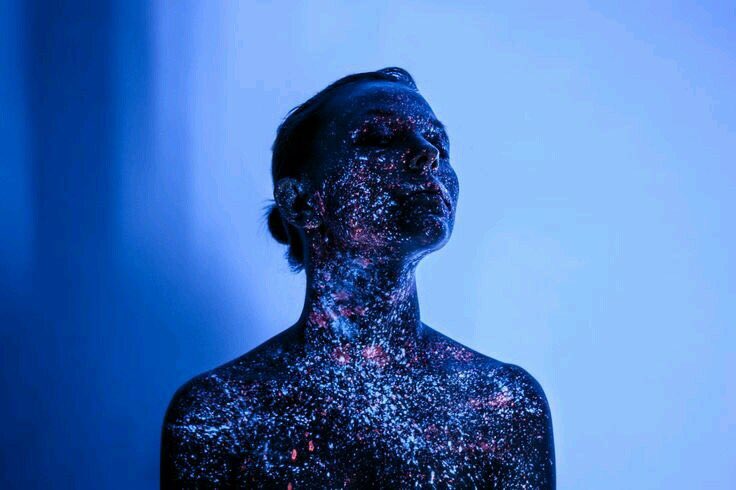 Sinuoryy's tweet photo. feel more, think less https://t.co/8xVNqL7aMZ