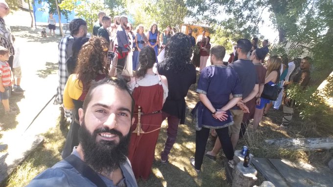 Hoy toca #boda #vikinga @_Lilyan_ https://t.co/xAGDKpgqNP<a href="/tag/boda"class="tags">#boda</a><a href="/tag/vikinga"class="tags">#vikinga</a><a class="tags" href="/tag/_lilyan_">@_lilyan_</a>