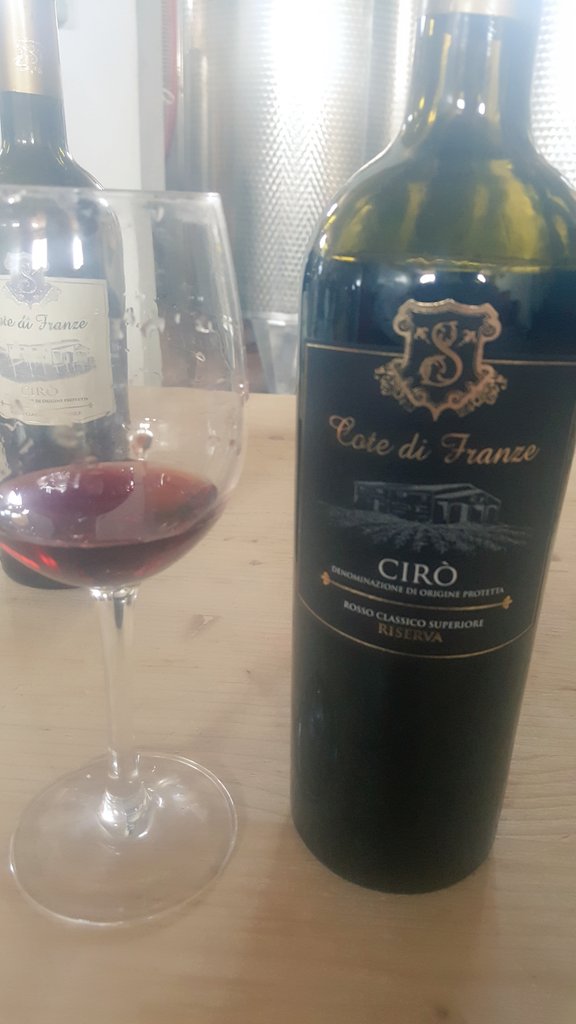 ricasoli99's tweet photo. Have a great #wineweekend...here from two wineries visited yesterday @cotedifranze and #vinidallaquila #gaglioppo https://t.co/sf05vMcbbC