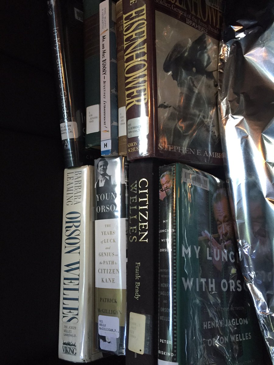 APPLESToNEPiX's tweet photo. #biographies of #Eisenhower🇺🇸 &amp; #OrsonWelles🎬
(New project). Starting w #MyLunchesWithOrson🍴
<#MLWO<O>#biography>📗🎥 https://t.co/XuaIpuZOxO