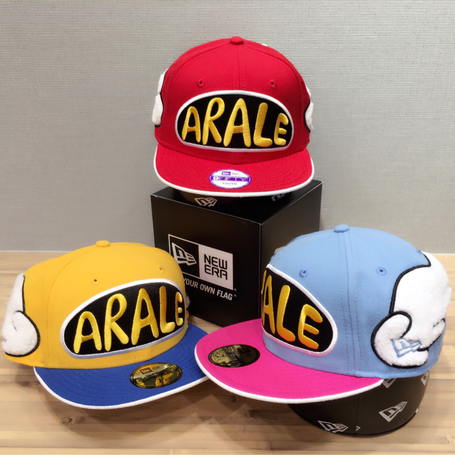 NEWERA アラレちゃん キャップ 帽子 - キャップ NEWERA アラレちゃん キャップ 帽子 - キャップ