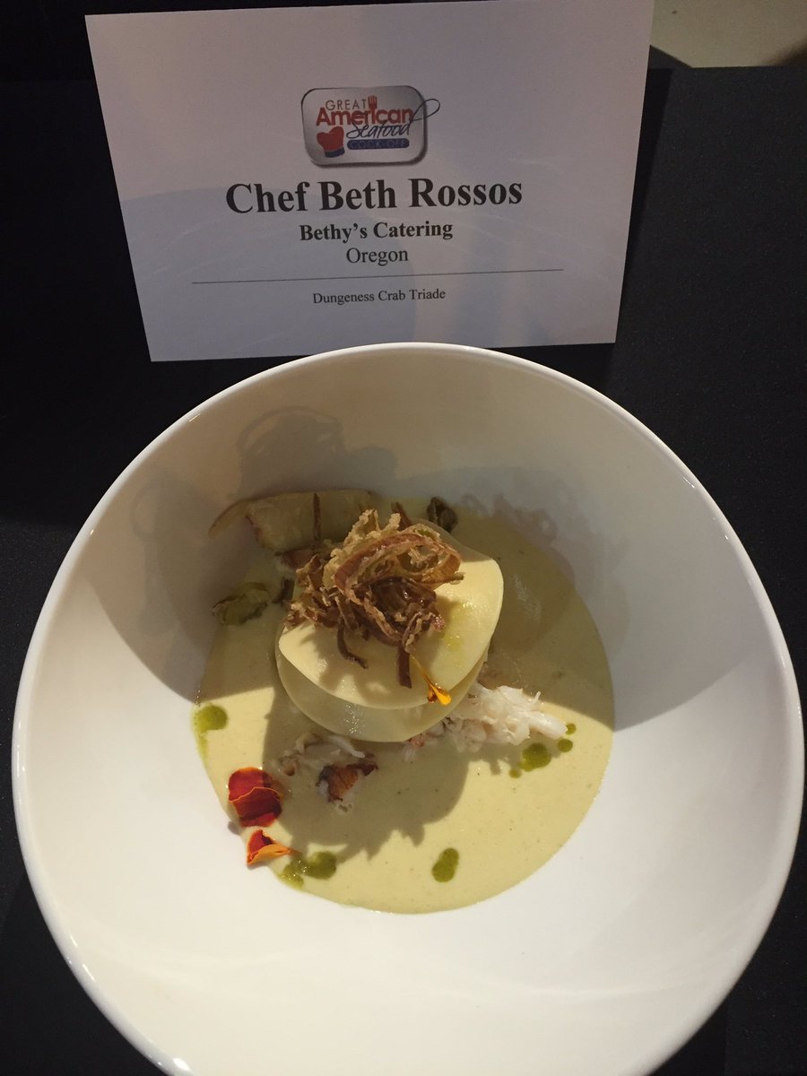 LaSeafoodBoard's tweet photo. More deliciousness from @currentfishslc and @ChefBethy at #GASCO16 🍴 https://t.co/BKL0FSCfDm