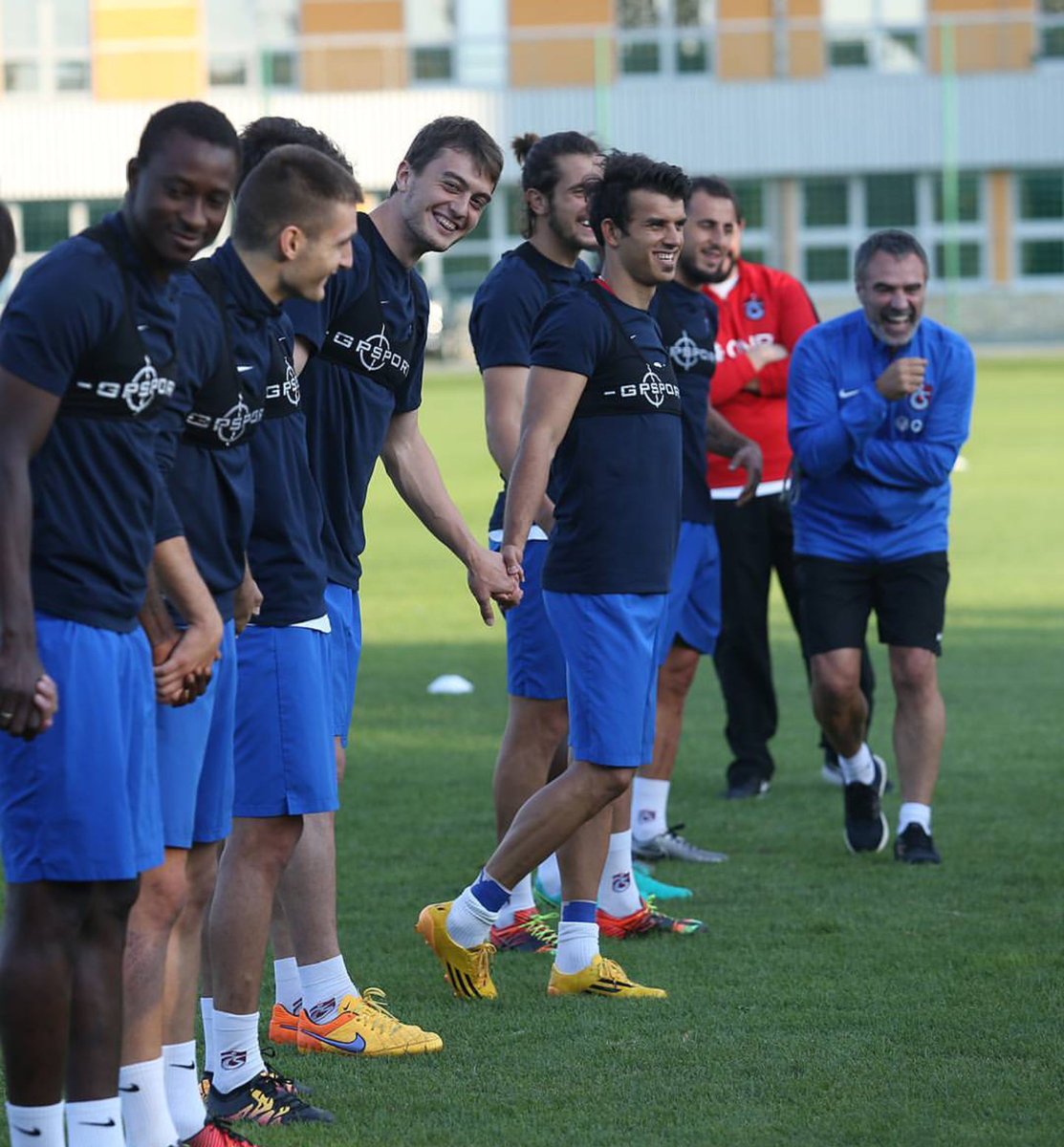 Çok iyiyiz inşallah hep böyle devam eder. Bu takim en iyilerini hak ediyor. 👍