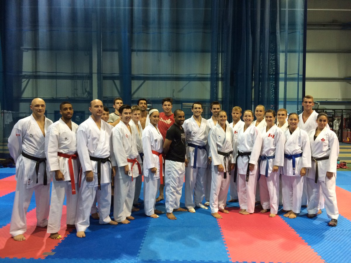 KarateCanada's tweet photo. @usankf and @KarateCanada training together!
L'équipe des 🇺🇸 et du 🇨🇦s'entrainent ensemble!
#SrWorlds #wkf 👊🏻 https://t.co/53GwKCZjP9