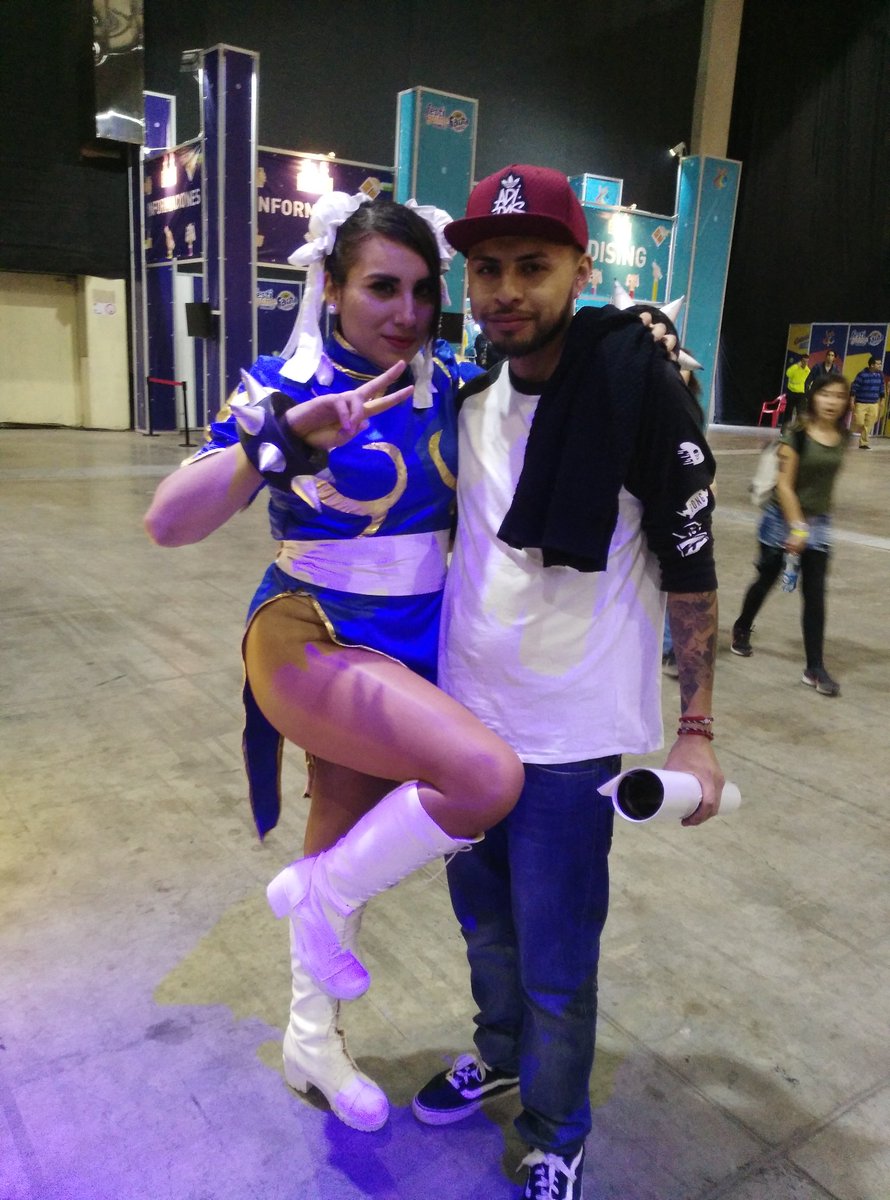 NahirOfrahazza's tweet photo. #PlaystationinFestigameconLos40 @40ChileOficial #FestigameFantaZero #FestigameElPrograma! https://t.co/7am8iU95dZ