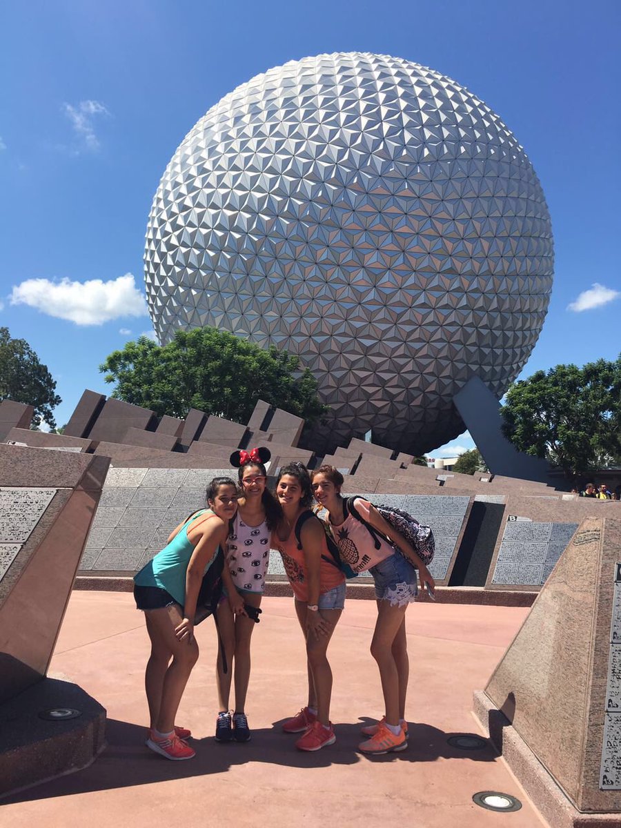 covergara_'s tweet image. #FuntimeMemories #FuntimeJulio2016
@Funtime15