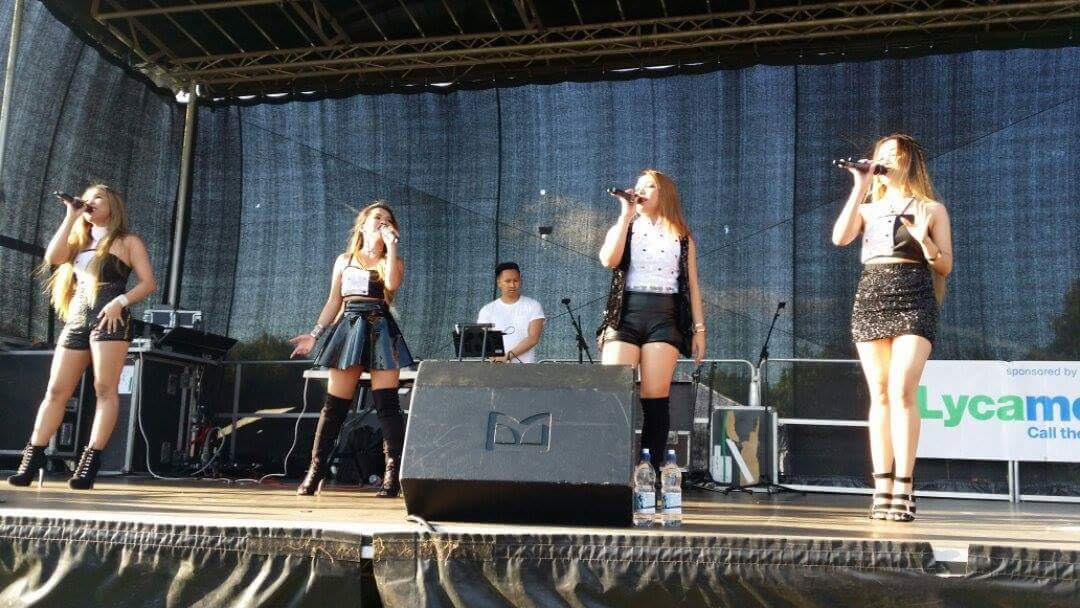4SISTERSMUSIC's tweet photo. We are so overwhelmed we even forgot to take a selfie with you guys. But thank you for having us FEF ❤️ #4thImpact https://t.co/1x8J7pZnQt