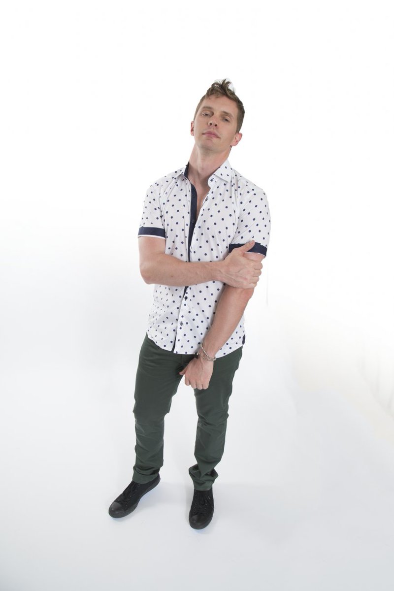 GayMenApparel's tweet photo. Elevate ur summer looks w/ one of our signature items https://t.co/EEH7nsZfg8 #fashionblogger #fashion #fashionista https://t.co/k8BKLOaw5N