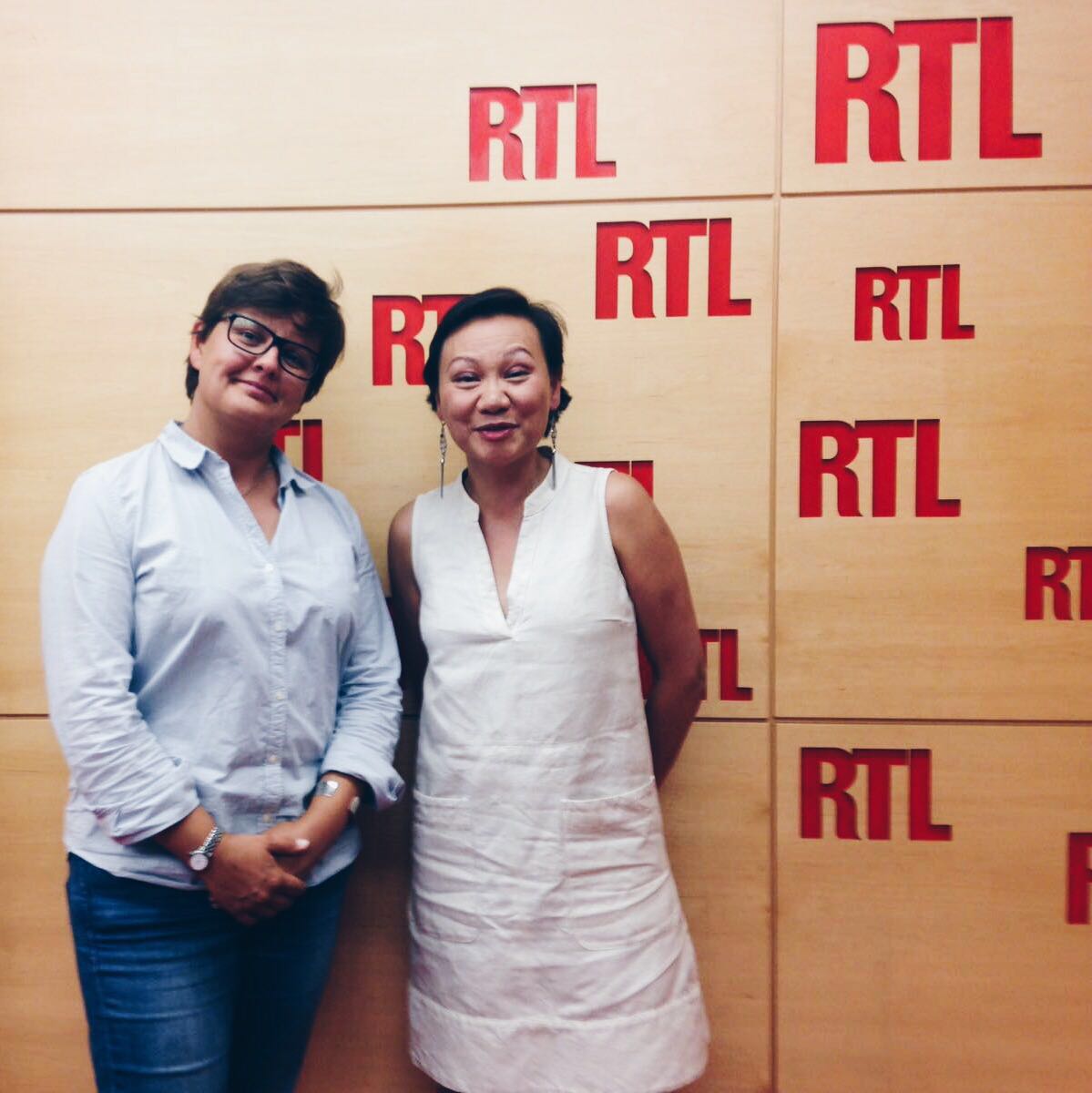 Demain dimanche 8H45, ITW dans La Matinale de RTL. Merci <a href="/annelehenaff/">le henaff</a> !