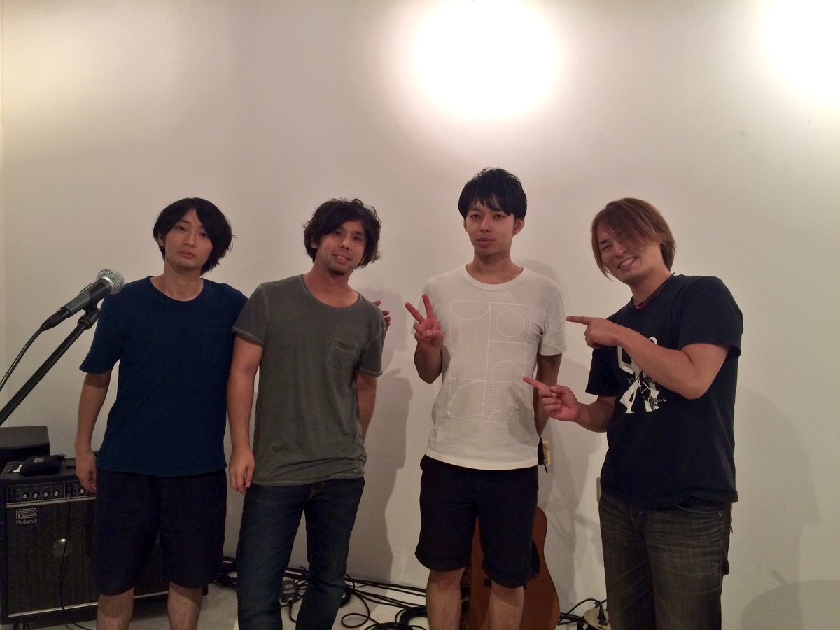 嘉寿 Yoshi On Twitter The Sea Falls Asleep観てきました クッソ上手すぎです 音数少なくてこの完成されたクオリティ なかなかいないですよ 人柄も音楽性もめちゃくちゃ最高のバンドです 勉強なりました Cdももちゲットです