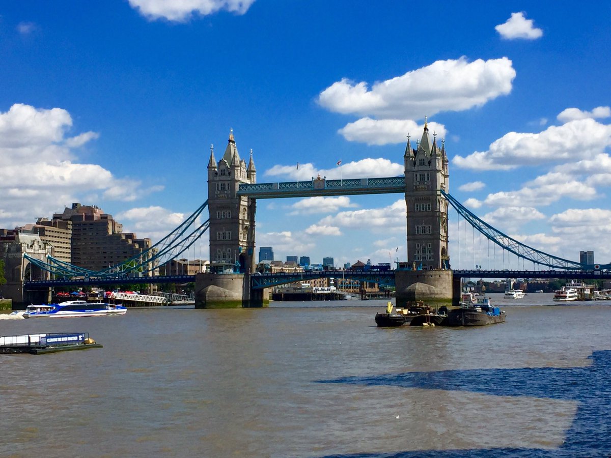 Lab_203's tweet image. @Lab_203 está de viaje por #NuevosContinentes para traerte las #MejoresIdeas al alcance de tus manos.