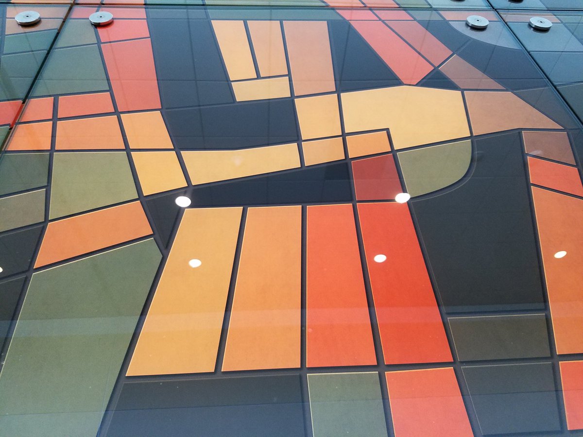CardsvsZombies's tweet photo. Clue 1: this is what she can see. https://t.co/1plWhOvD7S