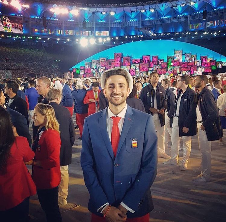 ontheprowl_MN's tweet photo. Ricky's ready to go! #OlympicHoops https://t.co/vmSyUFoDur