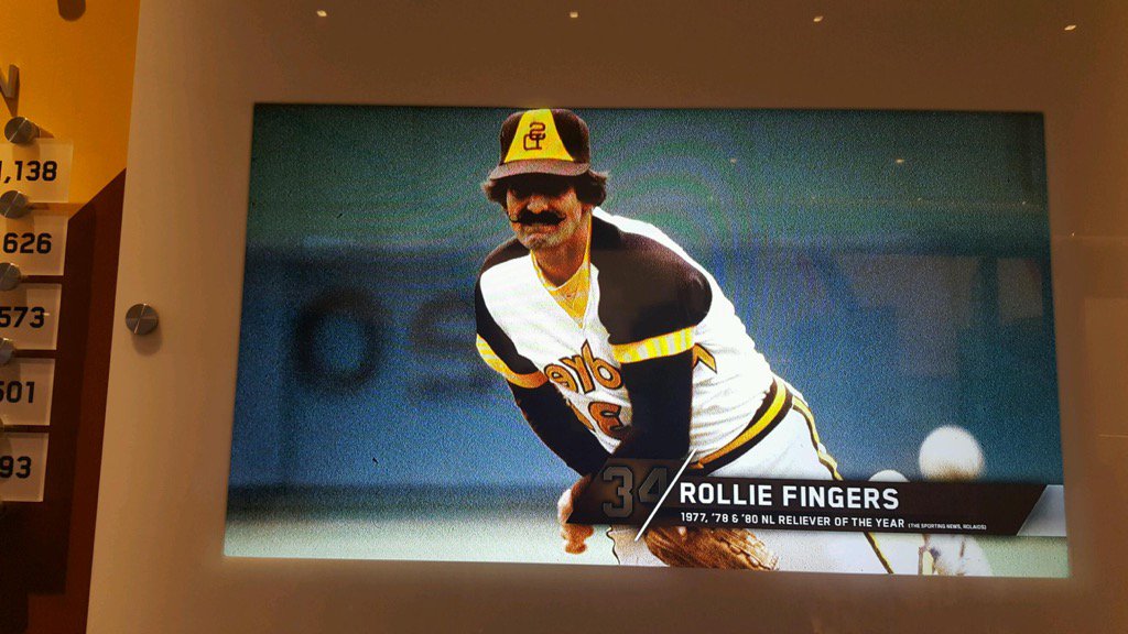 Rollie Fingers tweet media