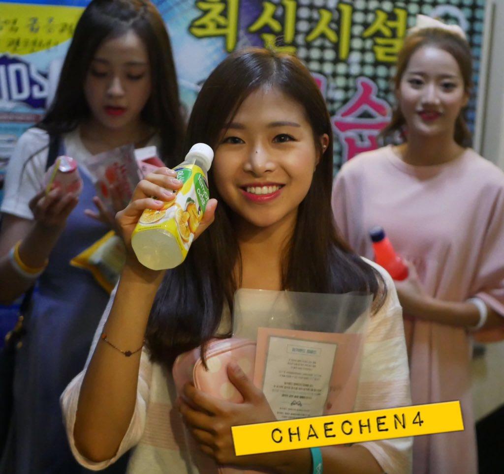 chaewonpics's tweet photo. https://t.co/p37qeiT0ee