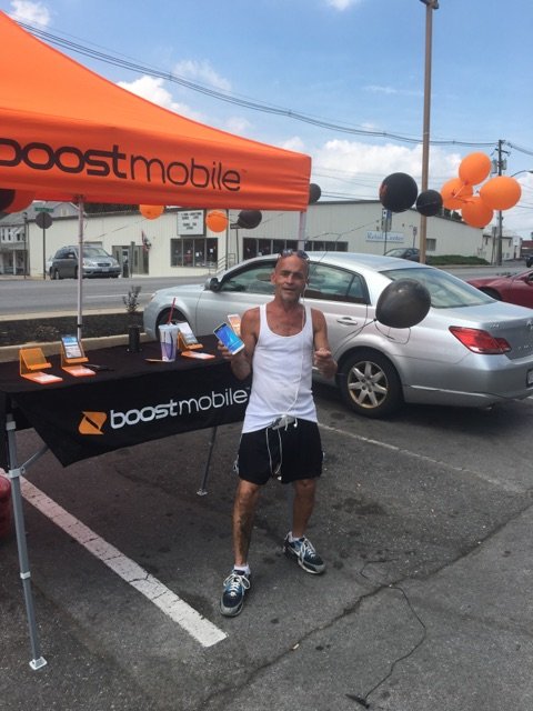 BoostMikeBoost's tweet image. JRP set up for a big day #boosttakeover #Hypersidewalk @TjonesSprint @Allin_SPG @dean_hyperlink @Mitchell_Boost