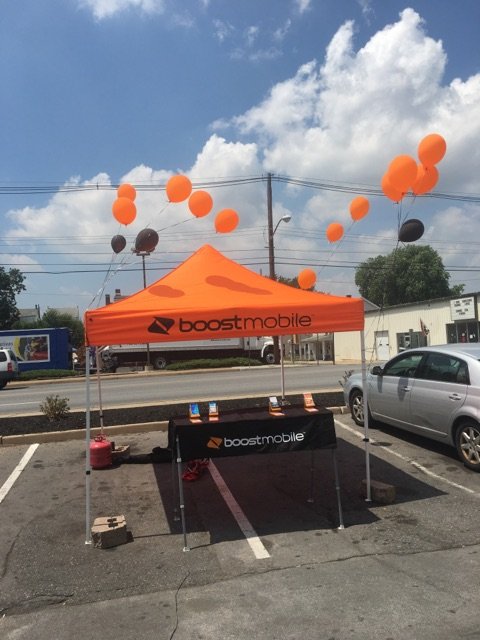 BoostMikeBoost's tweet image. JRP set up for a big day #boosttakeover #Hypersidewalk @TjonesSprint @Allin_SPG @dean_hyperlink @Mitchell_Boost