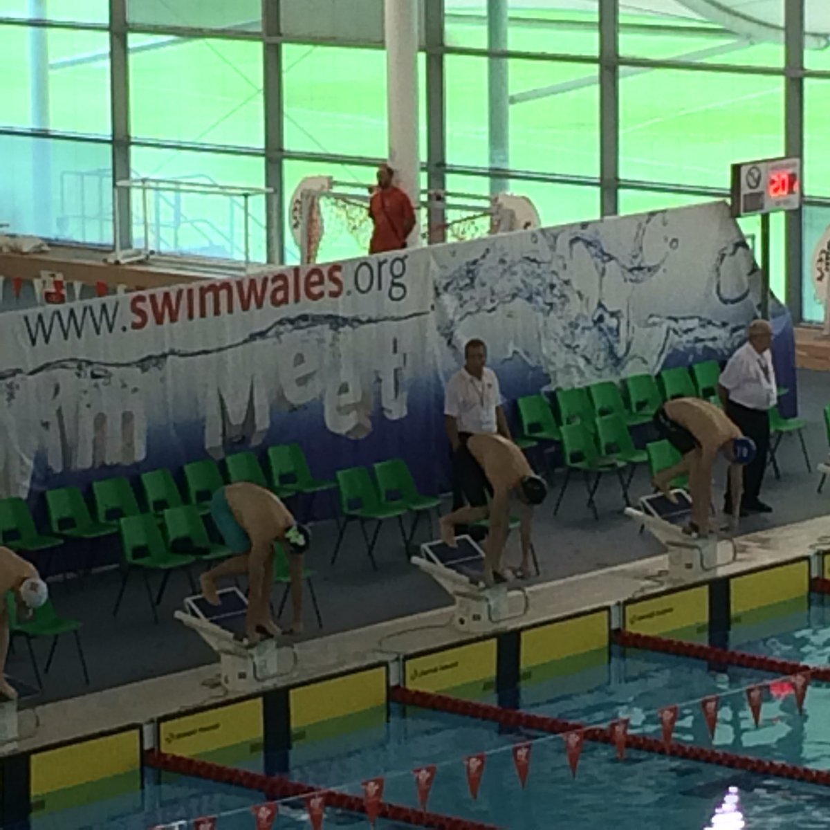 MizzesH's tweet image. Here we go #fly #SWSO16 @ant_redfern96 @RobinS_Williams @Worcesterswim @SiRichards1827