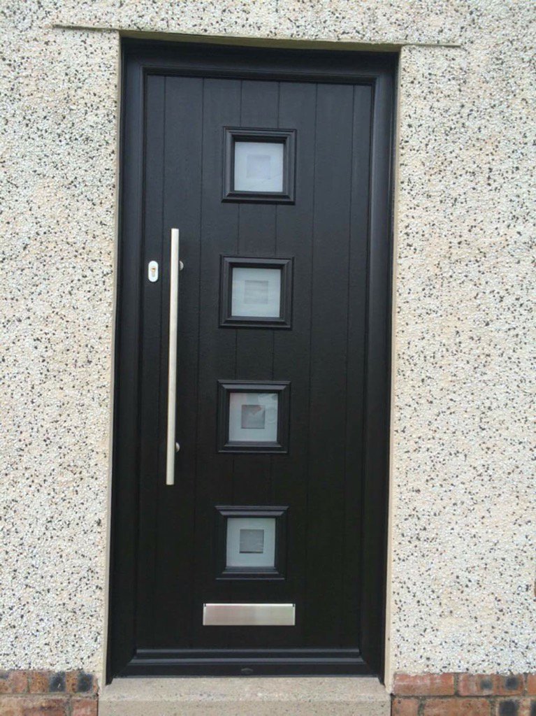 GraemePritt's tweet photo. Its #solidor saturday fitted by the window outlet https://t.co/9BKZpTU86f