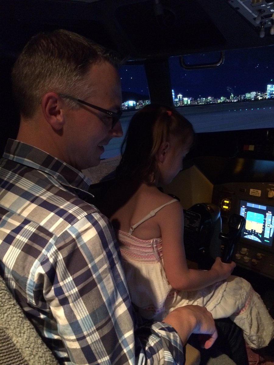 Helencakefiend's tweet photo. #flyaflight https://t.co/6yoIjg1btH