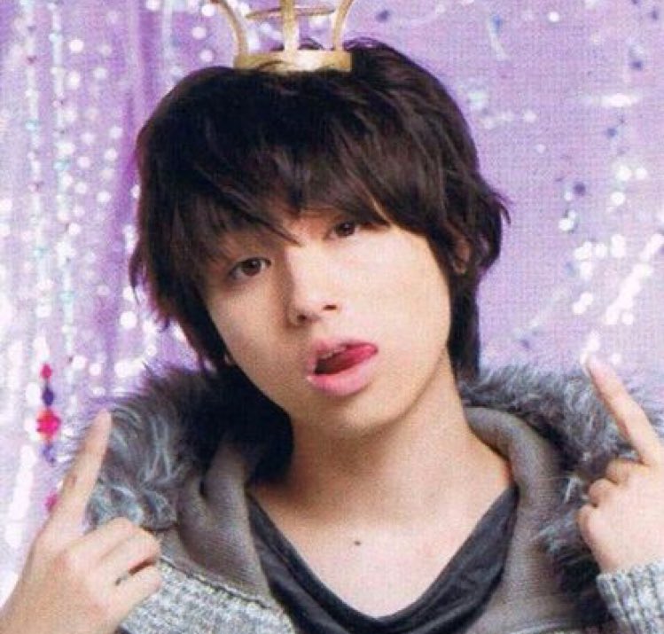 はーちゃん ゆるふわきのこヘアが定着した今こそ ある日突然黒髪イケ伊野尾に戻って世間をざわつかせて欲しいって話を100万回くらいしてる 伊野尾慧黒髪時代を惜しむ会 はーちゃん ゆるふわきのこヘアが定着した今こそ ある日突然黒髪イケ伊野尾に戻って世間をざわつかせて欲しいって話を100万回くらいしてる 伊野尾慧黒髪時代を惜しむ会