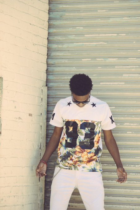 Cause he talking shit, took his bitch with my fuckin wrist! #TB 🔪🐐😈 https://t.co/AaZfXigeNf<a href="/tag/tb"class="tags"><span>#tb</span></a>