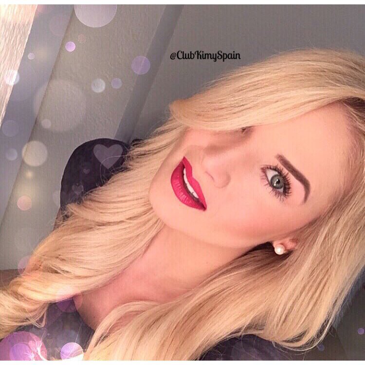 ClubKimySpain's tweet photo. "Dale a cada día la oportunidad de convertirse en el mejor día de tu vida" 🌟✌️💋 #OHSI @Kimy2Ramos https://t.co/IsqiuzPzS9