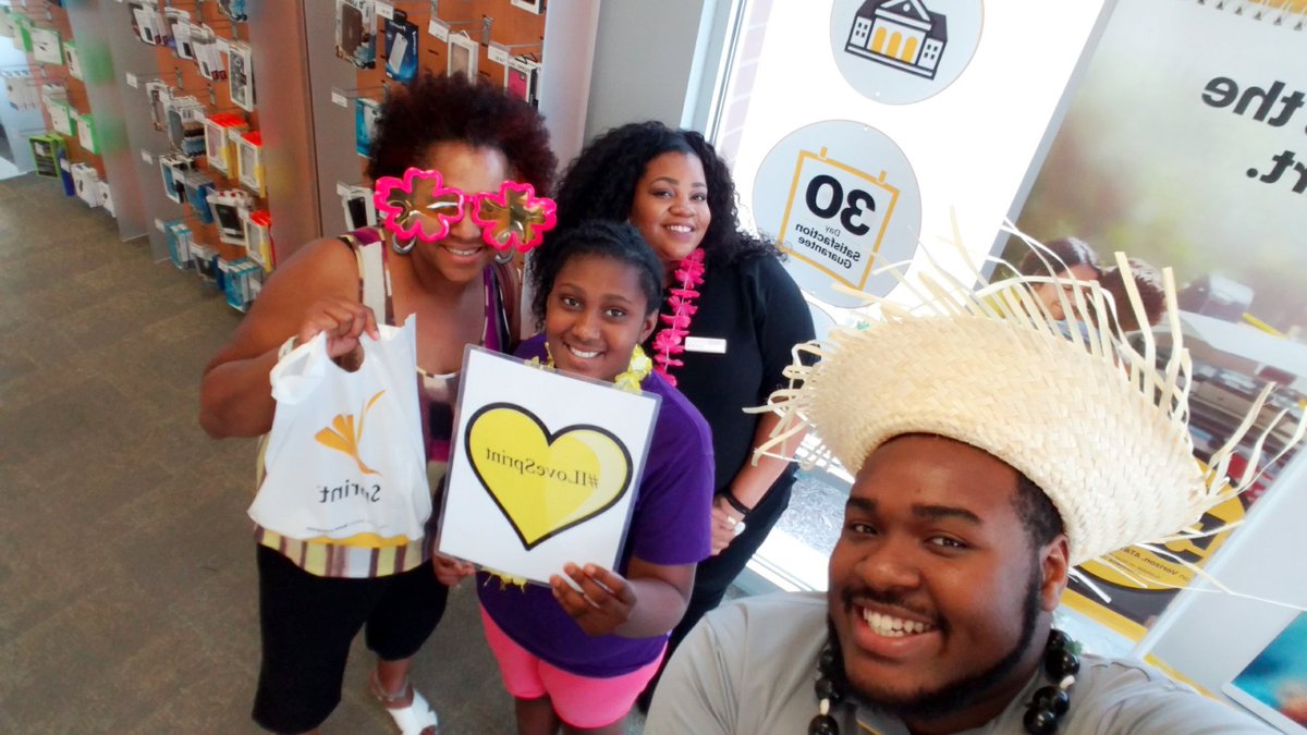 #Camera360 #SprintSaysThanks #BrownDeer #CustomerAppreciation #Universalwireless #happycustomers