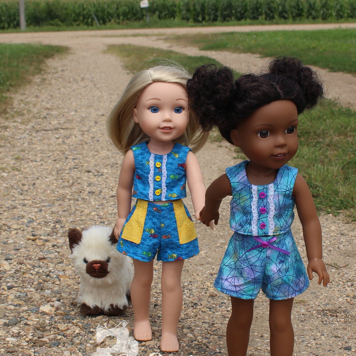 Amy_Violets's tweet photo. #ohsewkat newest pattern #sewing #dollclothes #Amyviolets #sandboxshorts #countryliving #friends #Minnesota #summer https://t.co/XgXV1uZSaX