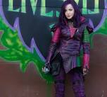 dovecameron128's tweet photo. livinroom#dovecameron https://t.co/1mTIIx8q18