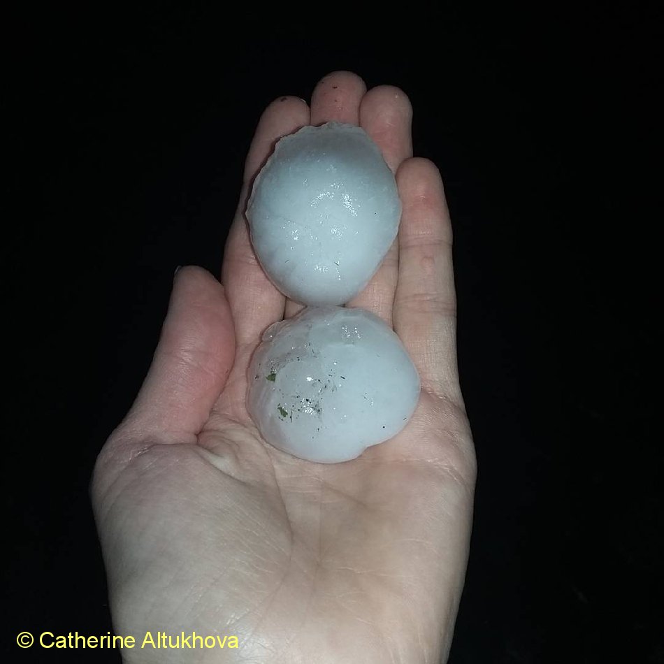 povlen13's tweet photo. Large #hail in Altai region, #Russia,today Aug 6th 2016
@EUStormMap @severeweatherEU @Kirilldatsyuk @SevereWeather_N https://t.co/8V5paNr26u
