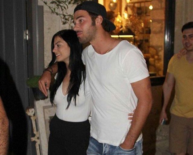 turkyarabfansr's tweet photo. 😍😍😍❤️ #demyus #yusdem #DemetÖzdemir #yusufçim #yusicim #yusiçim https://t.co/kon1NoxBH8