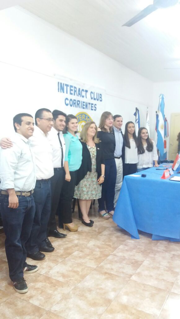 ClubLEOLAPACHOS's tweet image. Ayer estuvimos presentes en el cambio de autoridades del Interact Club Corrientes ¡Muchas gracias por la invitación!