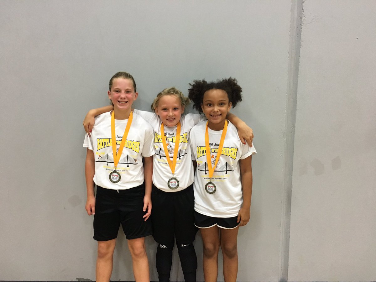 CorbinMagic1's tweet image. These girls got to represent KY in the KY/Indiana all star game today and performed brilliantly! #oneteam #oneheart