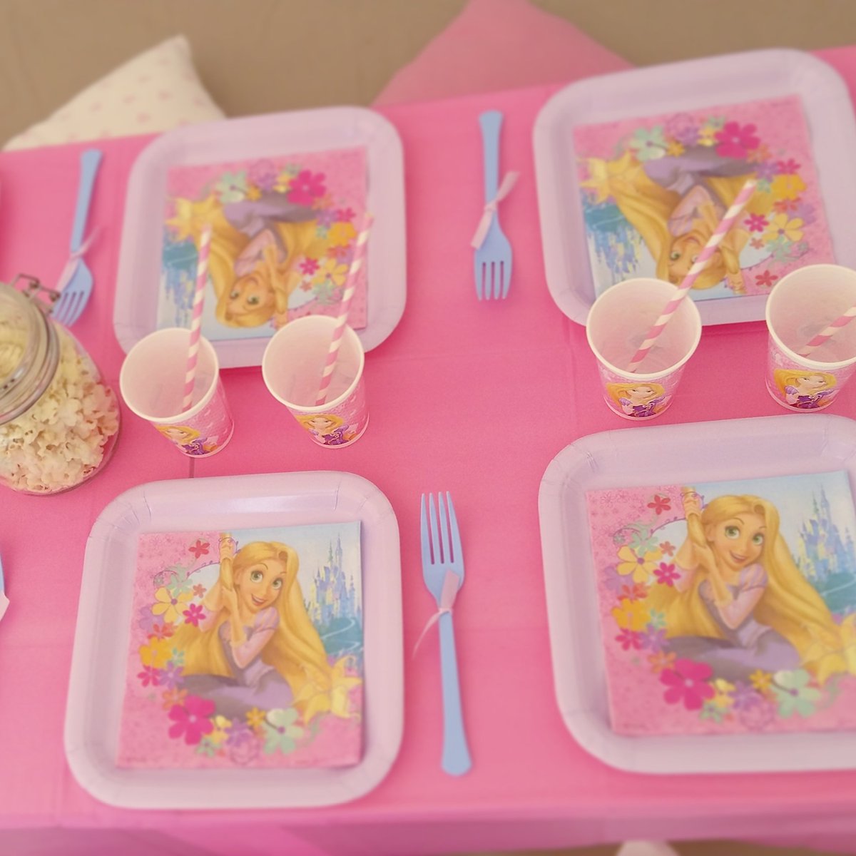 Today's cute Princess Party tent #kidsparty #luxurykidsparty #tentparty #princesssparty #littleprincess #princess