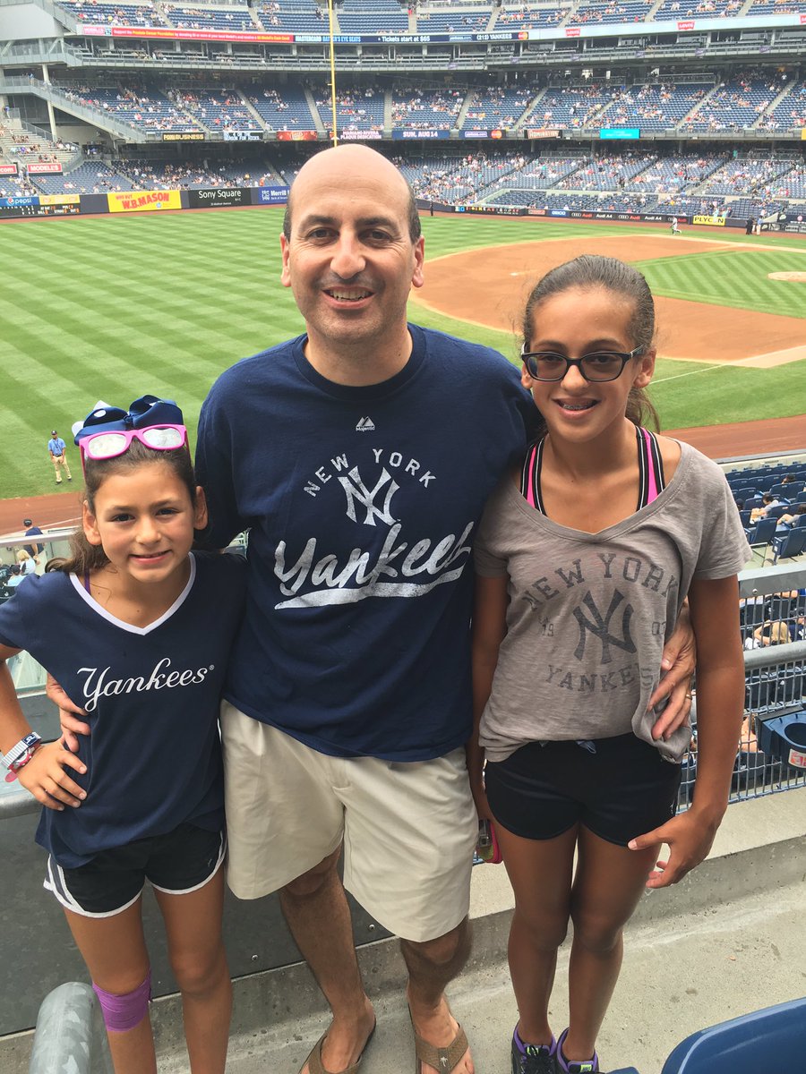 dgiordano1217's tweet photo. Take me out to the ballgame #NYY #BronxBombers #Pinstripes #Gio4 #MobileNYY https://t.co/2uuYSDdja8
