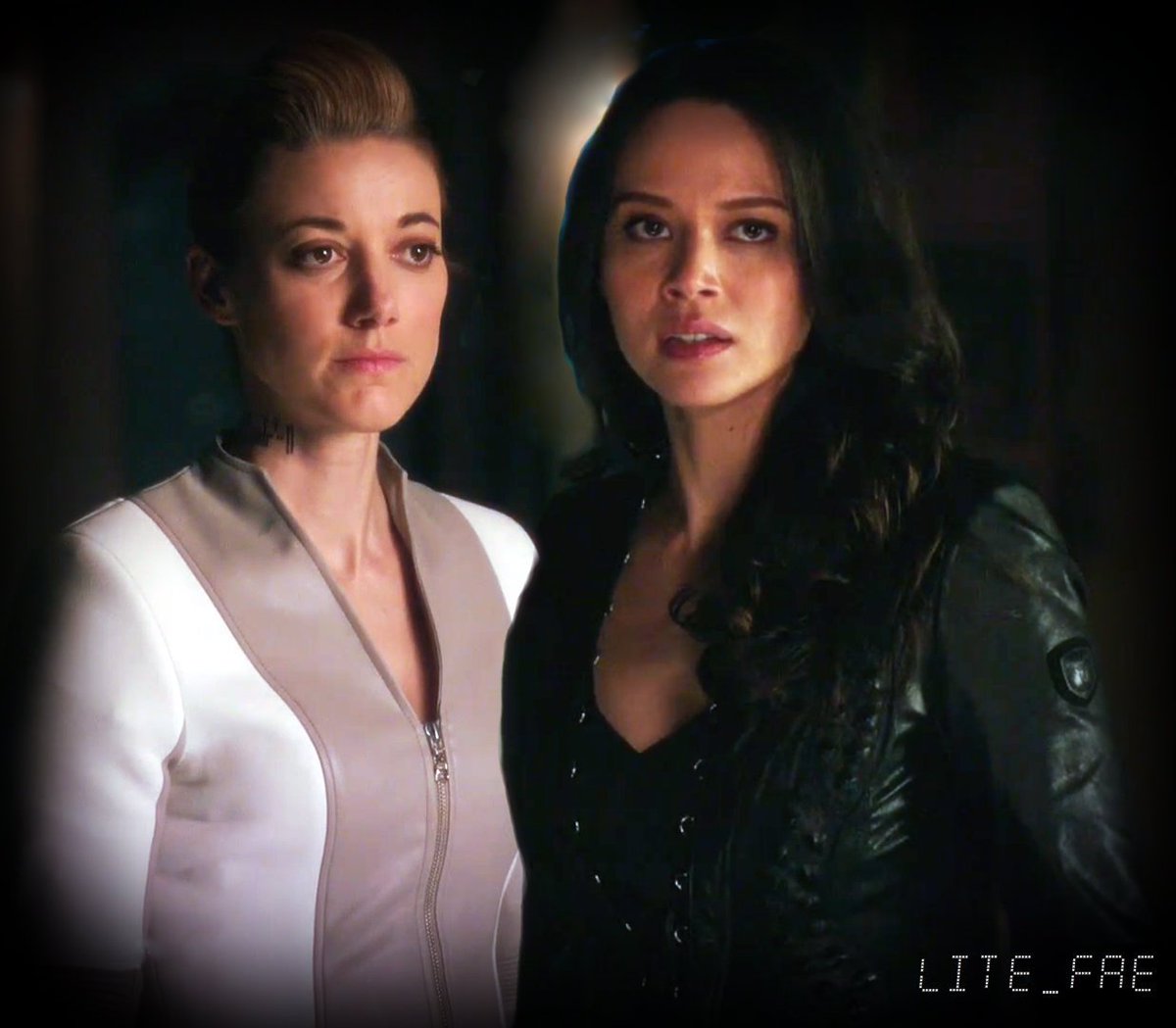 lite_fae's tweet image. Since it's #SweetheartSaturday I'm asking
Could the #Android &amp;amp; #2Boss ever become a thing? 
Wachya think? 😮