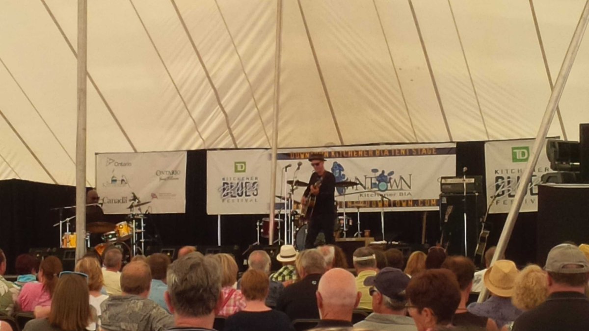 andrewcoppolino's tweet photo. Thank you #MarkusJames! Amazing performance. Loved it. @kitchenerblues #kbf2016 https://t.co/mt44K2eVp8