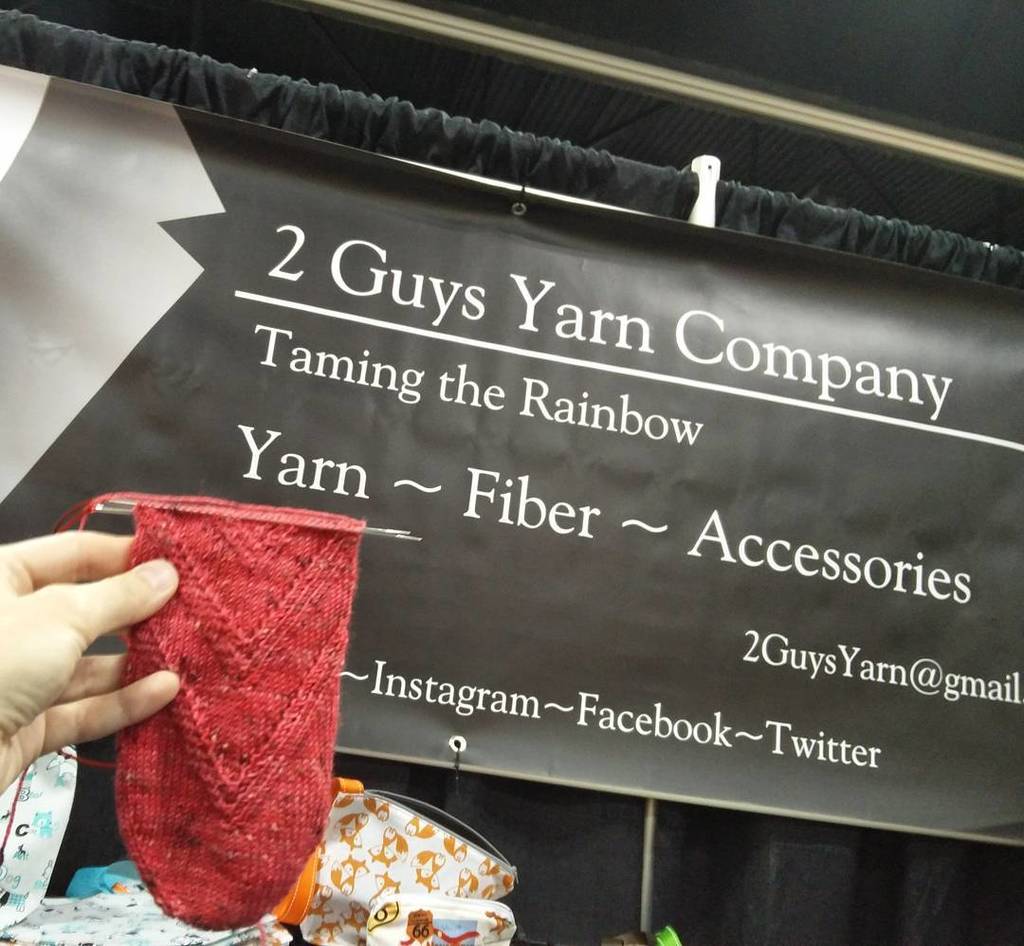 JustRunKnit's tweet image. My WIP tweedy sock visited all the other gorgeous tweedy sock-to-be at @2guysyarn at #Stit… ift.tt/2b3LYJT