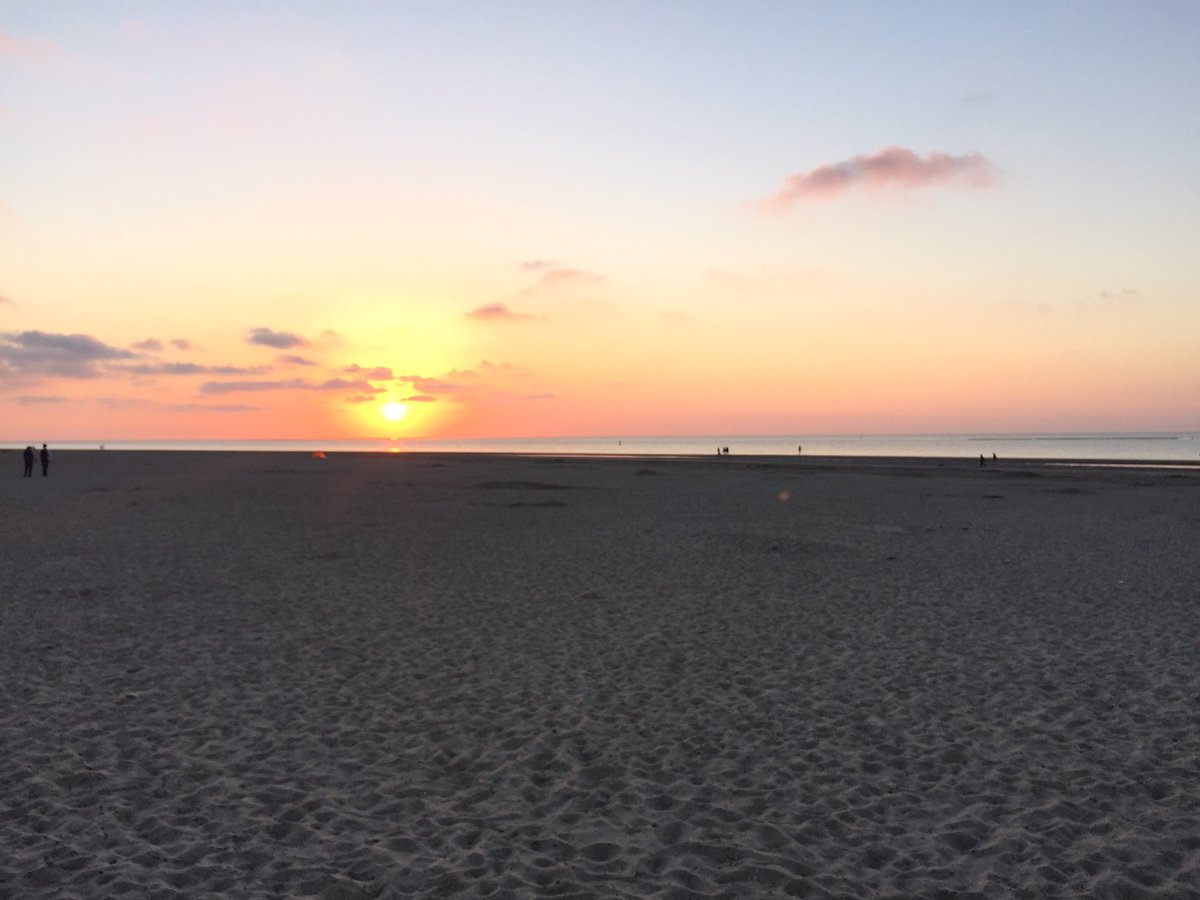 TanteLuzi's tweet photo. #Renesse #OurSeaside #sunset 🌅 https://t.co/cJjcSQAjOk